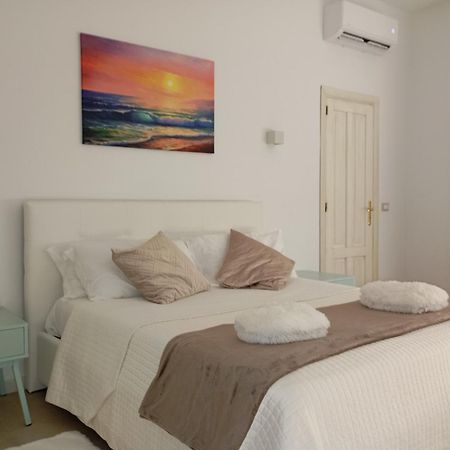 Deluxe Romantic Suite سان مينايو المظهر الخارجي الصورة